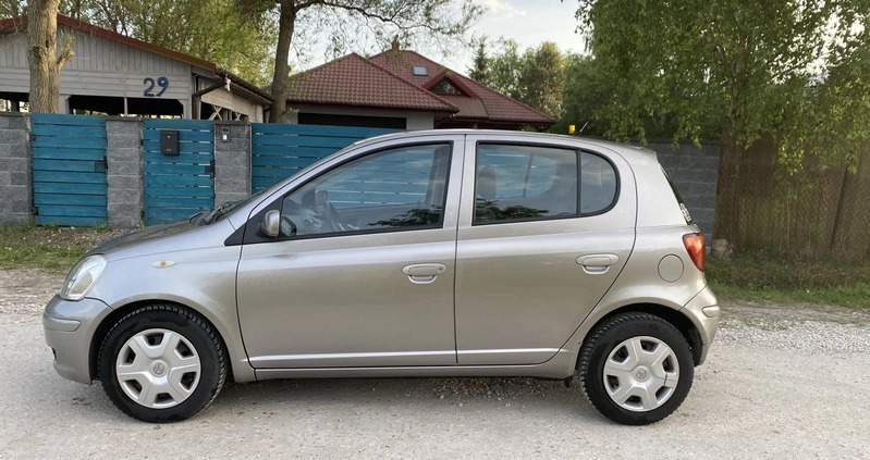 Toyota Yaris cena 12950 przebieg: 136300, rok produkcji 2004 z Warszawa małe 191